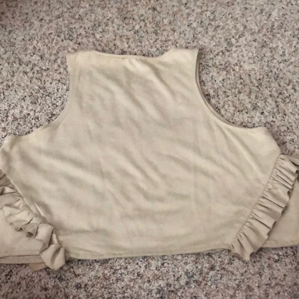 Zara Cream Ruffled Crop Tank Top - Picture 4 of 4